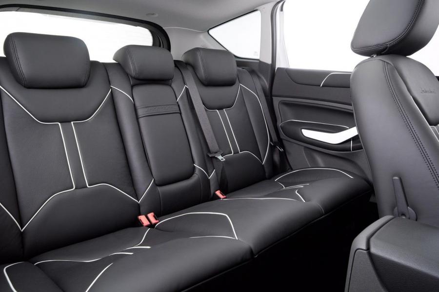  Ford Kuga Individual 2008 года  (фото 10 из 22)